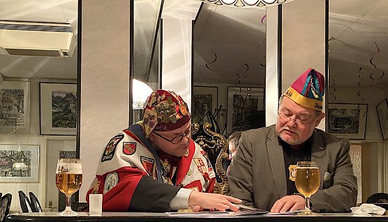 J&ouml;rg Bauersfeld (rechts) leitet die Nordh&auml;user Schlaraffen und will sie zu altem Glanz f&uuml;hren (Foto: oas)