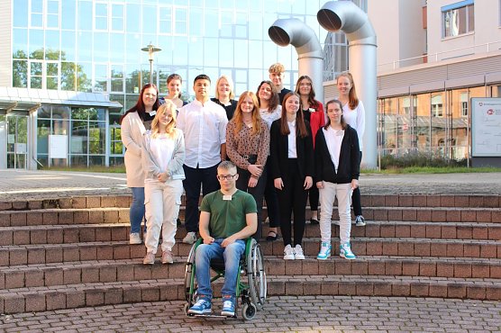 Neue Azubis begrüßt (Foto: Agentur für Arbeit ) Neue Azubis begrüßt (Foto: Agentur für Arbeit )