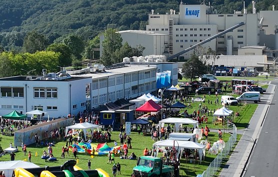 Kinderfest auf dem Werksgel&auml;nde in Rottleberode mit 1.200 Kindern (Foto: privat)