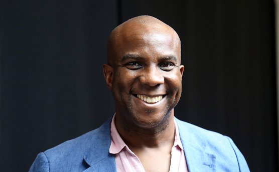 Marvin Scott erf&uuml;llt sich mit seiner "Sommerlichen Liebesglut" einen Herzenswunsch (Foto: TNLOS)