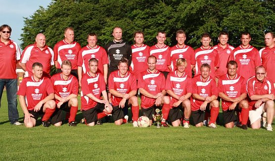 Perfekte Meisterfeier (Foto: privat) Perfekte Meisterfeier (Foto: privat)