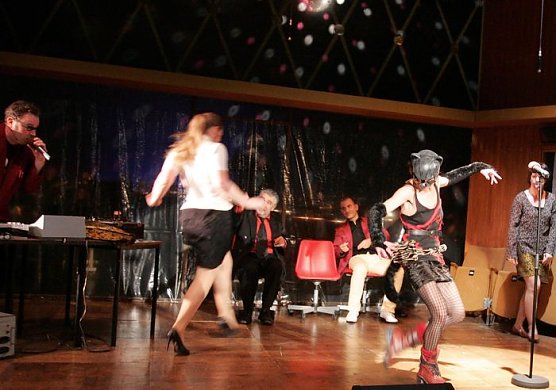 Drunter und dr&uuml;ber (Foto: Theater Nordhausen)