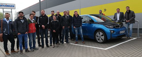 Bild: Abfahrt zur Abholung