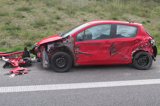 Bild: Besch&auml;digter Corsa