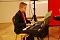 Am Keyboard erfreute mit temperamentvollen Weisen der Musiksch&uuml;ler Gregor Cissewski.
