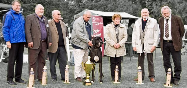 Bild: Gruppenbild mit Hunde