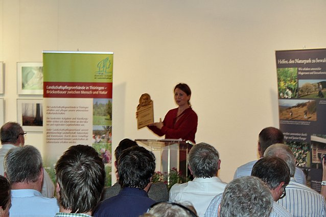 Bild: Th&uuml;ringens Umweltministerin Anja Siegesmund hat heute die sechste von elf Natura 2000-Stationen S&uuml;dharz/Kyffh&auml;user feierlich eingeweiht.