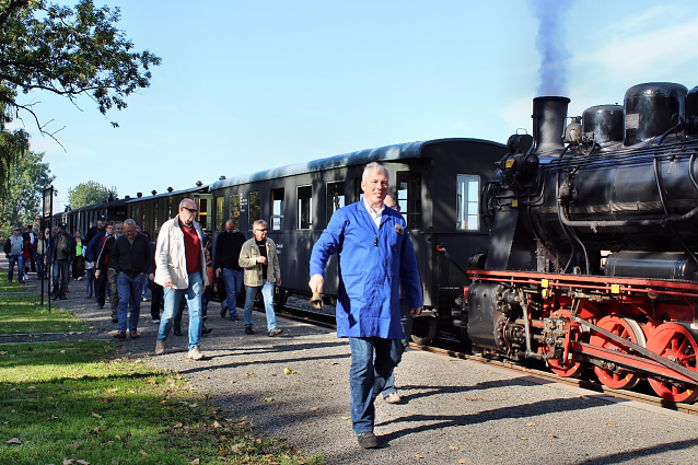 Bild: Info-Triebwagen durchs Wippertal