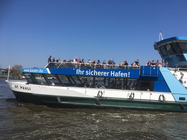 Bild: Nix mit Vergn&uuml;gungsfahrten im Hamburger Hafen - erst muss die Inzidenz runter