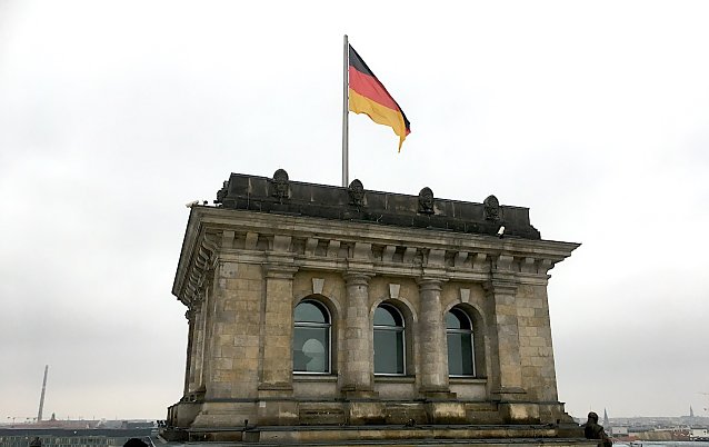 Bild: Blick vom Reichstag in Berlin
