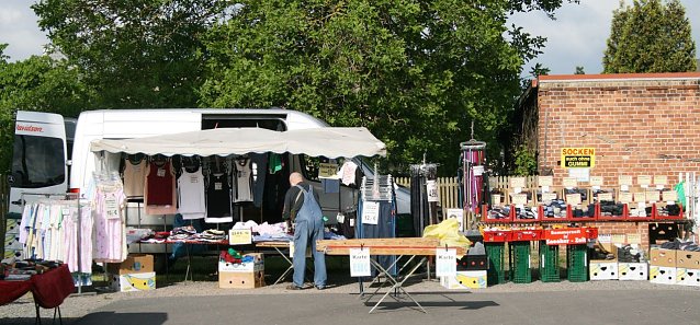 Bild: Bauernmarkt in Mai 