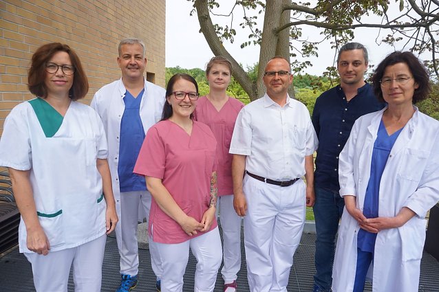 Bild: Das multiprofessionelle Team setzt auf individuelle Therapien bei der Behandlung von Schmerzen.
