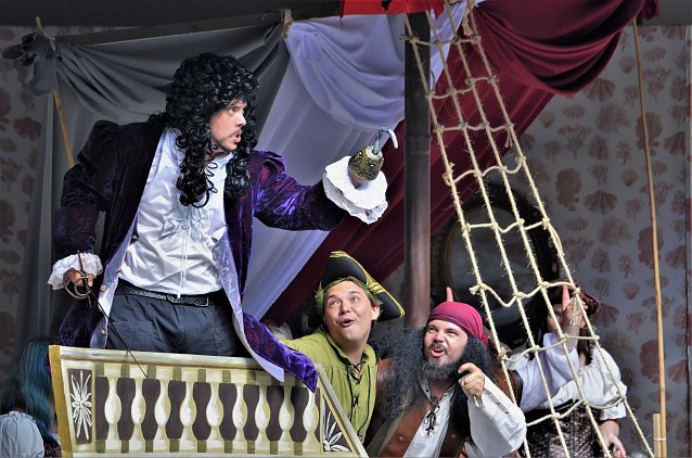 Bild: Auf der B&uuml;hne gibt es zum Stolberger Sommerfest nicht nur "Peter Pan" sondern auch jede Menge Musik