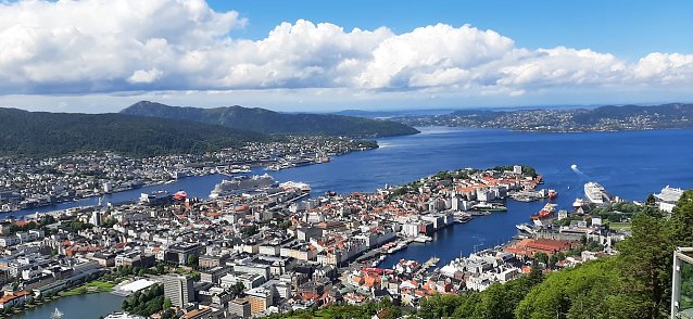 Bild: Bergplateau des Fl&oslash;yen in Bergen/Norwegen.