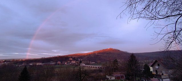 Bild: Regenbogen &uuml;ber Sachsenburg