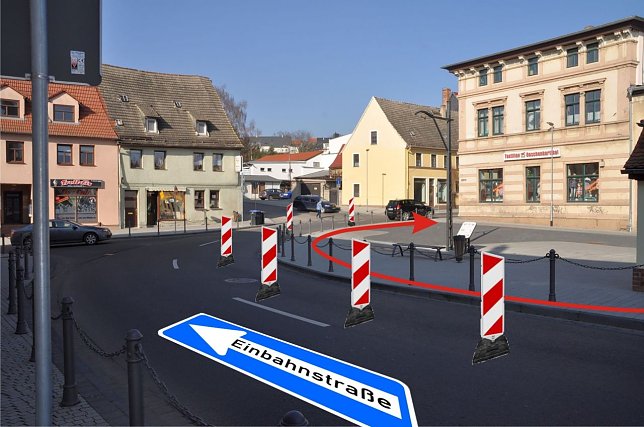 Bild: Zwischen kommendem Montag, 11. April 2016, und dem 6. Mai 2016 wird im Kurvenbereich Klosterplatz/Freistra&szlig;e der Lutherstadt Eisleben die Zufahrt zur Freistra&szlig;e erweitert. Ende der Arbeiten wird voraussichtlich am 6. Mai 2016 sein. Im Bild: Blick auf den Kurvenbereich aus Richtung Klosterplatz.
