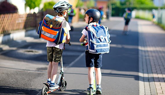Bild: Mit Sicherheit in die Schule