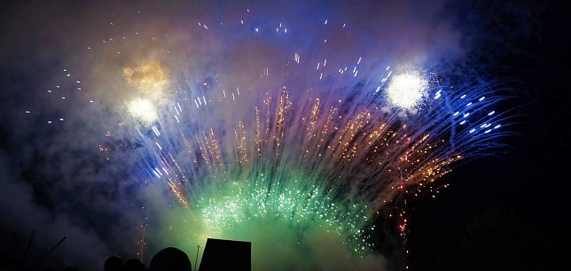 Bild: Stausee stand in Flammen