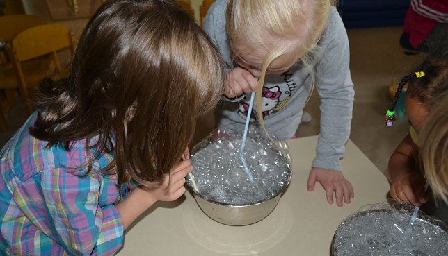 Bild: Kleine Forschergeister kommen gro&szlig; heraus