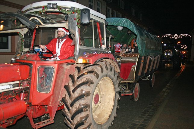 Bild: Trecker-Parade in Kelbra