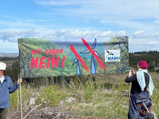 Bild: B&uuml;rger gegen Windkraft im Wald