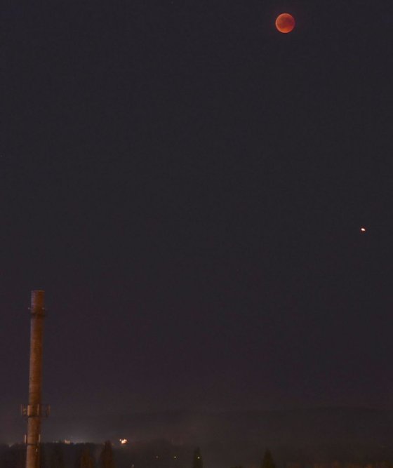 Bild: Mondfinsternis am 27.7.2018