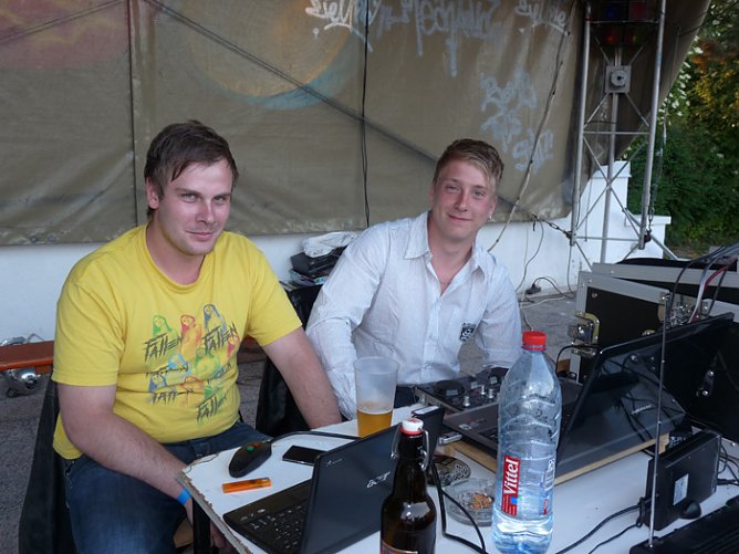 Fest gestartet (Foto: Karl-Heinz Herrmann)