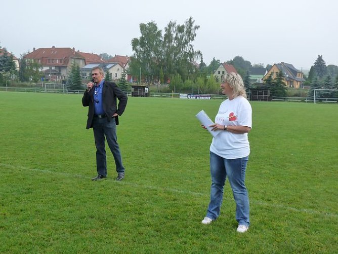 Der Ball rollte (Foto: Karl-Heinz Herrmann)