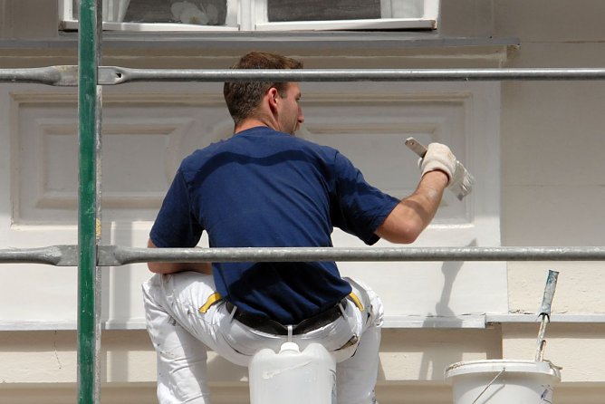 Streichen mehr Geld ein (Foto: IG Bau) Streichen mehr Geld ein (Foto: IG Bau)
