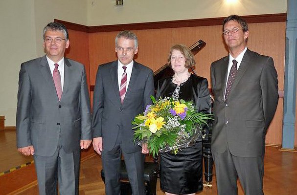 Vorsteher eingeführt (Foto: Karl-Heinz Herrmann) Vorsteher eingeführt (Foto: Karl-Heinz Herrmann)