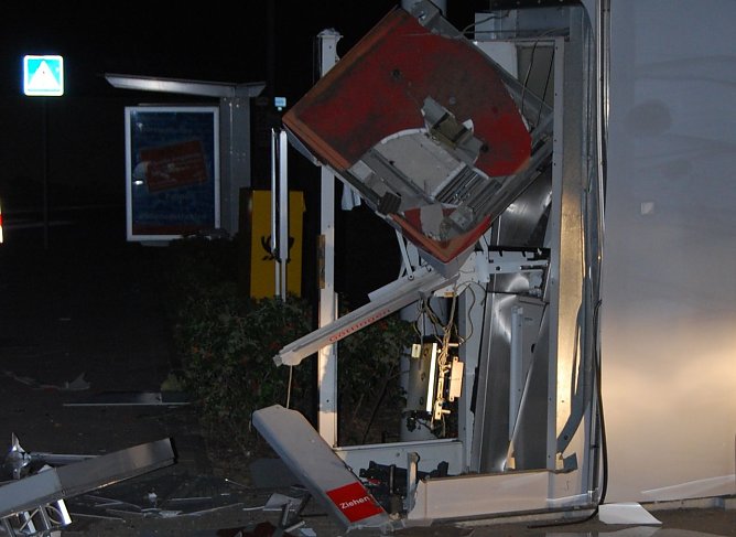 Gesprengt (Foto: Polizei G&ouml;ttingen)