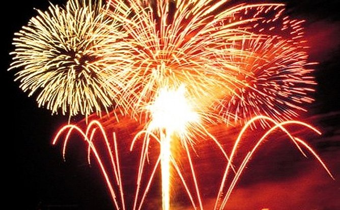 Böller (Foto: Agentur) Böller (Foto: Agentur)