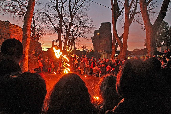 Gruselspa&szlig; hoch oben auf dem Kyffh&auml;user-Denkmal (Foto: Stadtmarketing Bad Frankenhausen)