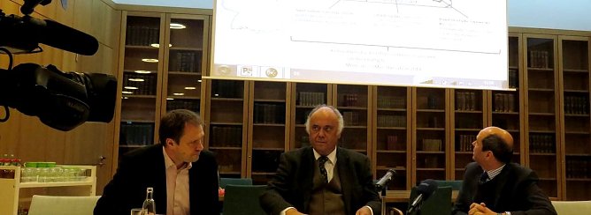 Erl&auml;uterten die DIW-Studie: Lars Kothe, Prof. Michael Rutz und Dr. Ferdinand Pavel (von links) (Foto: nnz)