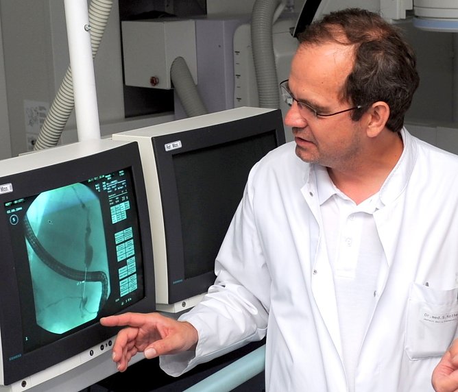 Dr. med. Stefan Kothe, Chefarzt der Allgemein- und Viszeralchirurgie, wird am 19. M&auml;rz um 10 Uhr im Konferenzsaal der HELIOS Klinik Lutherstadt Eisleben &uuml;ber gut- und b&ouml;sartige Erkrankungen des Darmes sprechen und deren Behandlung erkl&auml;ren. (Foto: HELIOS)