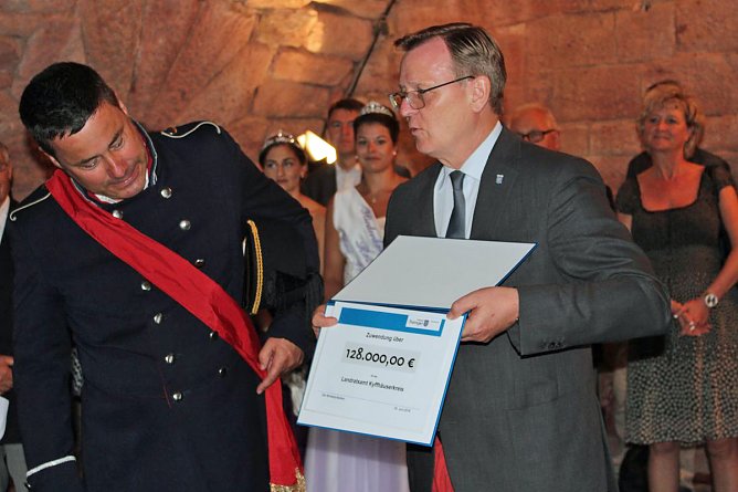 Festwoche für 120 Jahre Kyffhäuserdenkmal endete (Foto: Karl-Heinz Herrmann) Festwoche für 120 Jahre Kyffhäuserdenkmal endete (Foto: Karl-Heinz Herrmann)