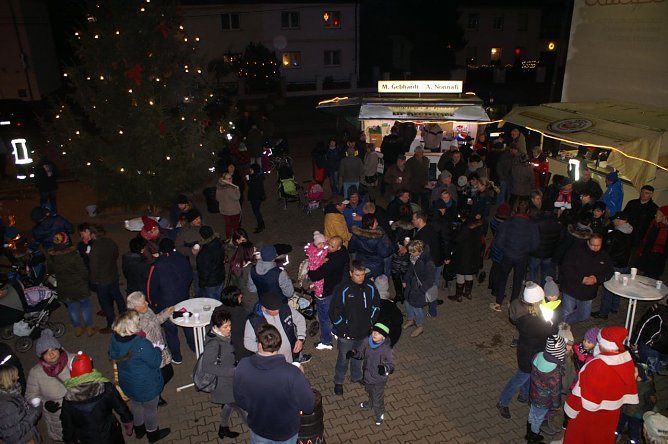 Es kamen sehr viele Interessierte (Foto: FFw Helfta)