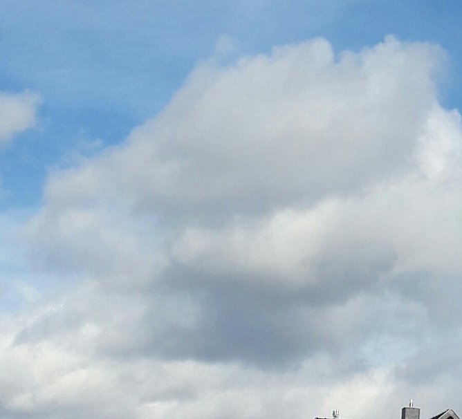 Wolken &uuml;ber Wimmelburg (Foto: Emil Schreiber)