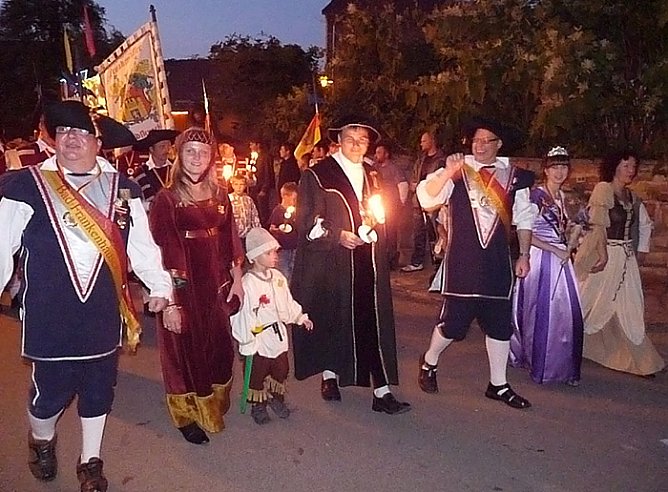 Umzug des Bauernheeres (Foto: Karl-Heinz Herrmann)
