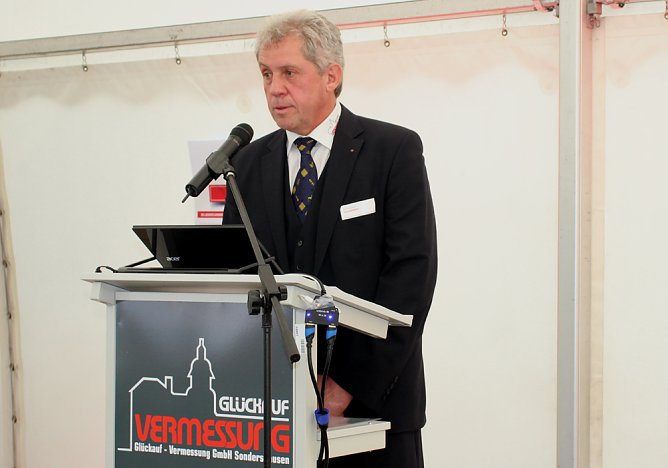 25 j&auml;hriges Betriebsjubil&auml;um bei der Vermessung (Foto: Karl-Heinz Herrmann)