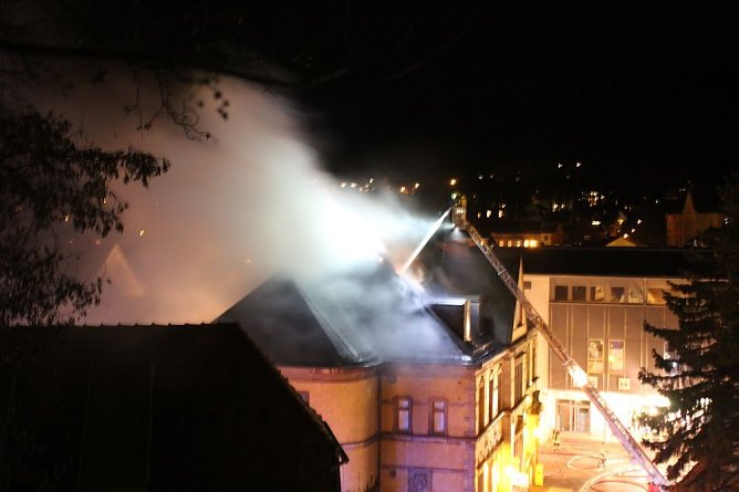 Großbrand in Sondershausen (Foto: Karl-Heinz Herrmann) Großbrand in Sondershausen (Foto: Karl-Heinz Herrmann)