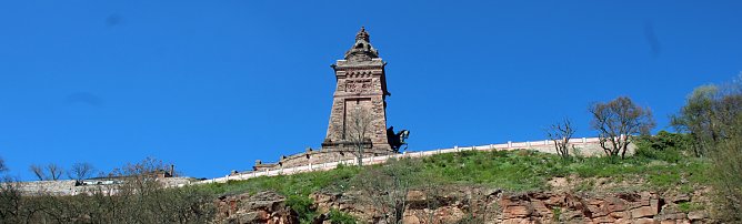 Kunstführer zum Kyffhäuser-Denkmal vorgestellt (Foto: Karl-Heinz Herrmann) Kunstführer zum Kyffhäuser-Denkmal vorgestellt (Foto: Karl-Heinz Herrmann)