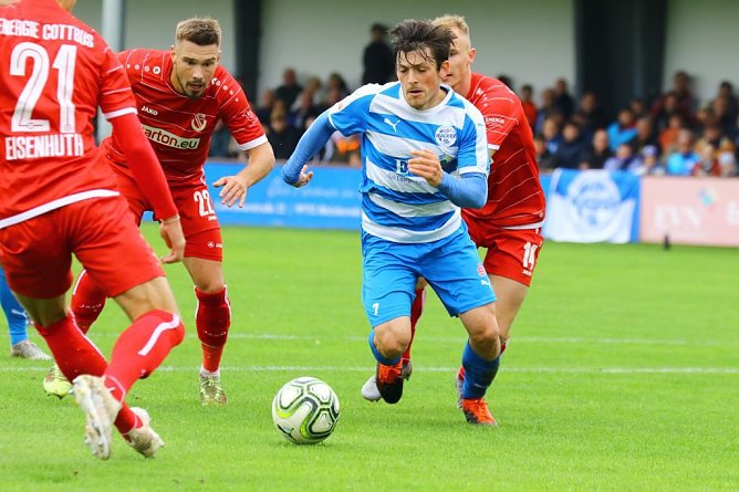 Wacker (Foto: Bernd Peter) Wacker (Foto: Bernd Peter)