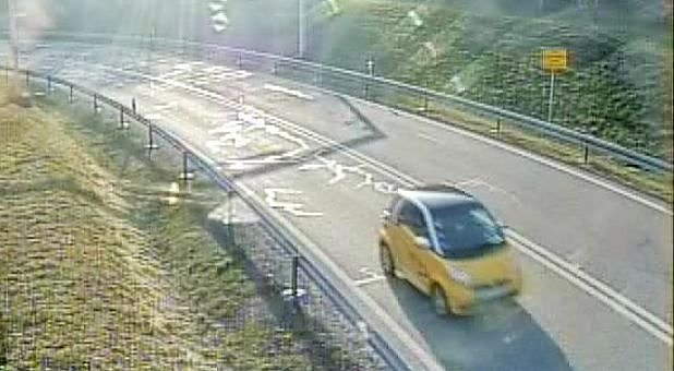 Gesuchter Smart vom 4. April (Foto: Autobahnpolizei)