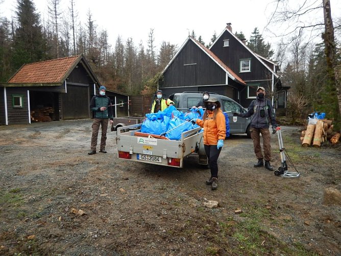 Im Nationalpark Harz trafen sich Geocacher zum l&auml;nder&uuml;bergreifenden Gro&szlig;putz (Foto: Markus Gr&uuml;ndel)
