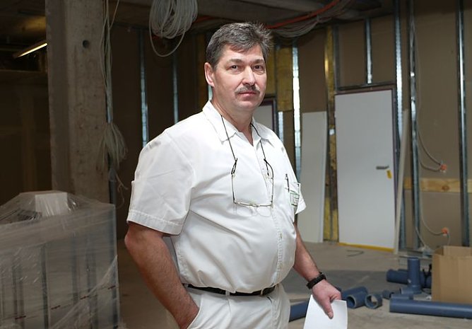 Steinbrück mitten in einer Baustelle (Foto: SHK) Steinbrück mitten in einer Baustelle (Foto: SHK)