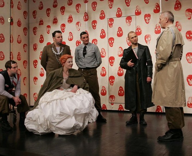 Intrigen um die Macht (Foto: P. Scholz) Intrigen um die Macht (Foto: P. Scholz)