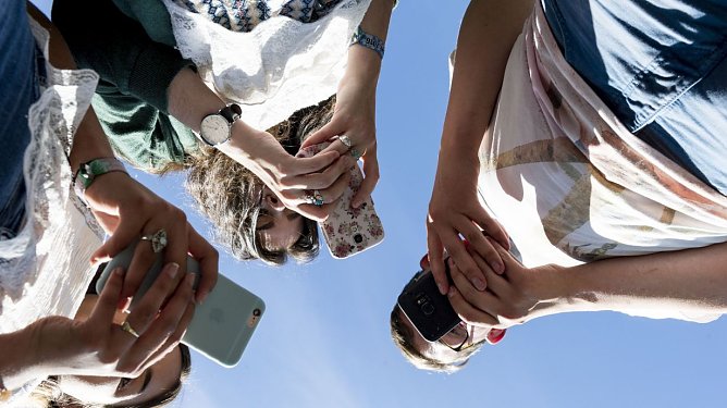 Die ganzheitliche Untersuchung der physischen und psychischen Gesundheit von Kindern und Jugendlichen in Deutschland ist Ziel der Studie COMO. (Foto: Markus Breig, KIT)