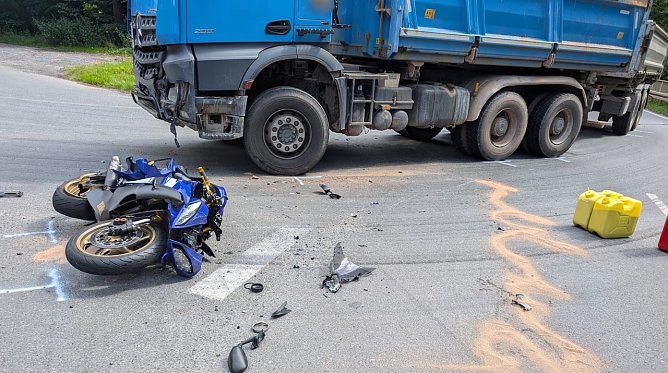 Unfall auf der B81 (Foto: Feuerwehr/S.Dietzel)