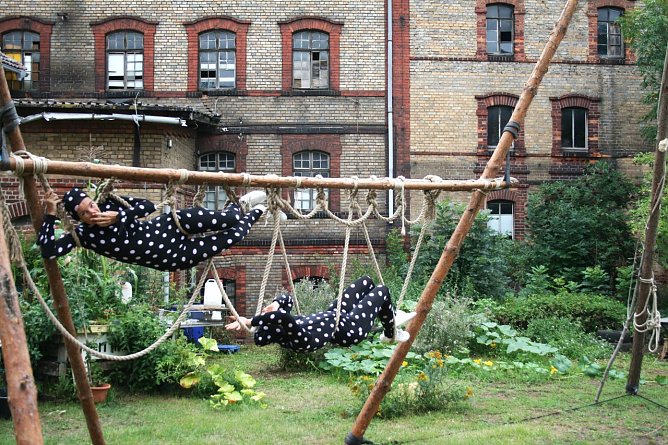 Artistik-Training an der CircusMühle bei Kelbra (Foto: Ulrich Reinboth) Artistik-Training an der CircusMühle bei Kelbra (Foto: Ulrich Reinboth)